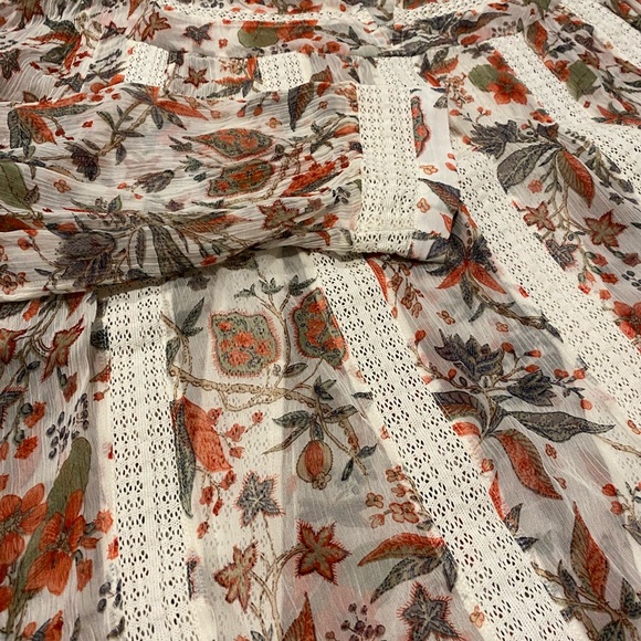 Feather Bone Fall Blouse - Picture 2 of 4